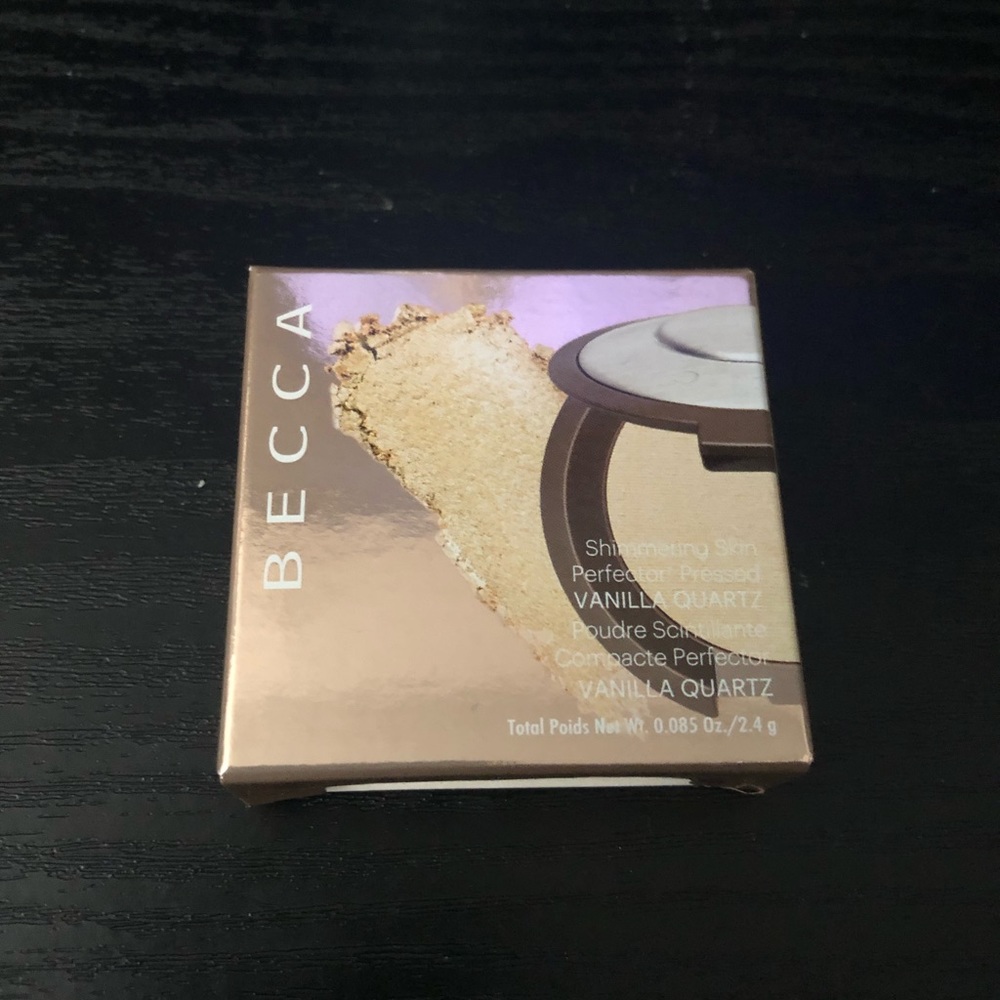 Becca skin perfector in Vanilla Quartz